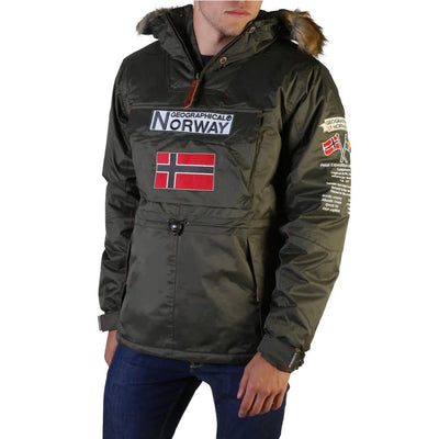 Geographical Norway - Barman_Man Green