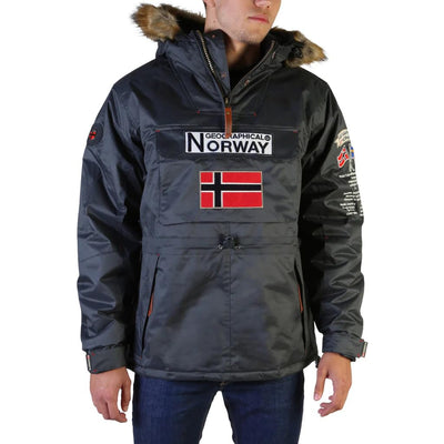 Geographical Norway - Barman_Man Green