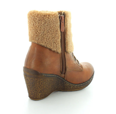 PATRIZIA Iceland Camel Multi Shoe US 9