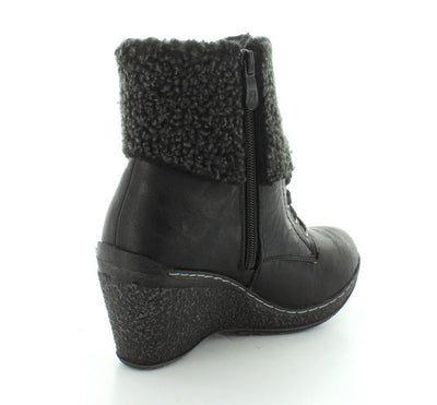 PATRIZIA Iceland Boots Black 40 Euro (Women US 9)