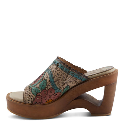 L'Artiste by Spring Step Women's Calle Sandal, Beige Multi, 8.5