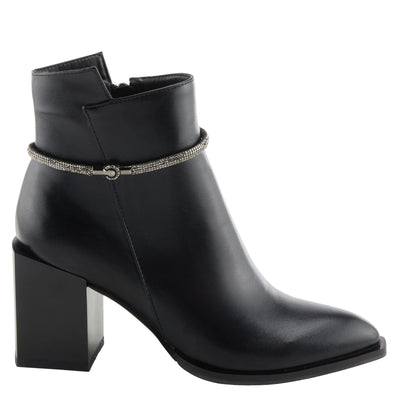 Azura Women's Gladysnite Bootie Black EU 35 / US 5