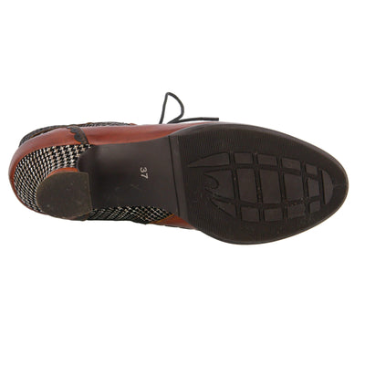 L'Artiste by Spring Step BEWITCH-PLAID MEDIUM BROWN MULTI Shoe US 5