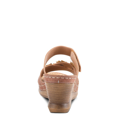 PATRIZIA Women's Lyndsay Slide Sandal Brown EU 40 / US 9