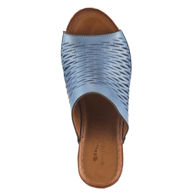 Spring Step Women's CUNACENA Slipper, Blue, 6.5-7
