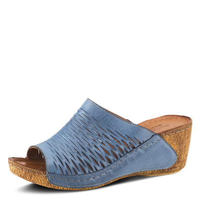 Spring Step Women's CUNACENA Slipper, Blue, 6.5-7