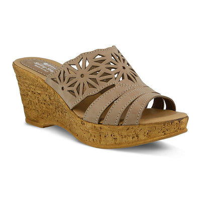 Spring Step Women's Dora Sandal, Beige, 5