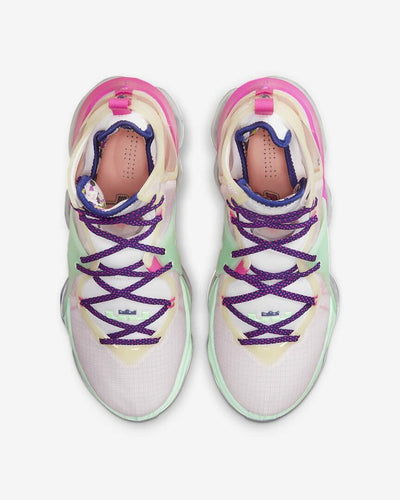 Nike mens Lebron 19 Basketball
