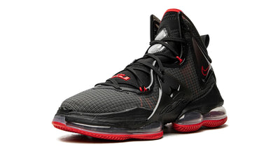 Nike Men's Lebron 19 Space Jam Basketball Shoes, Black/Red, 9.5