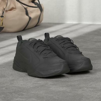 Nike Air Monarch IV Black/Black, 11