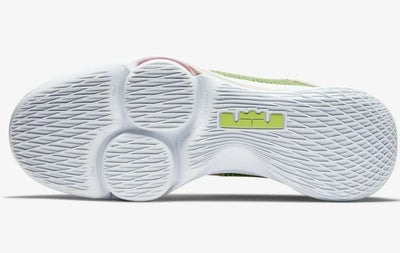 Nike Men's Lebron Witness IV Basketball Shoes