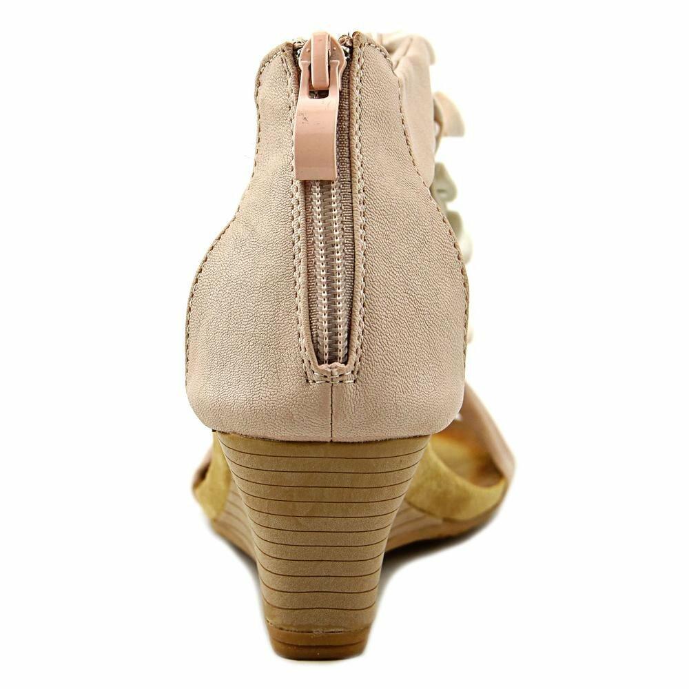PATRIZIA Spring Step Harlequin Wedge Sandals for Womens - Ladies Sandals with Chic Flower T-Straps - Back Zipper Closure Womens Casuals Sandals - Peach EU 37 / US 6.5-7