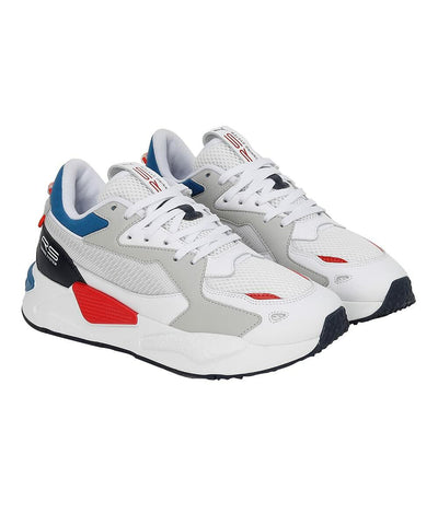 PUMA Unisex's Sneaker, White, 7.5 us