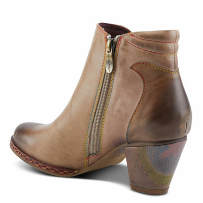 L'Artiste by Spring Step Women's Zamihi Western Boot, Taupe, 9