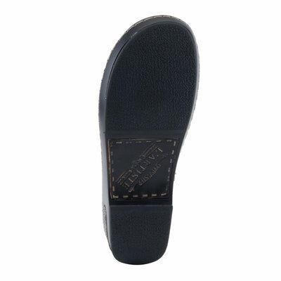 L'Artiste by Spring Step Women's Burbank-Flower Clog, Black Multi, 9.5-10
